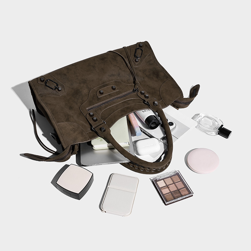 Customized large capacity handbag - Image 6